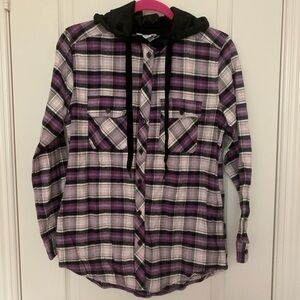 NWT Plaid Velvet Hooded Button Down Flannel Shirt with Side Pockets for Juniors